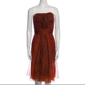 Stunning Carolina Herrera strapless cocktail dress in excellent condition